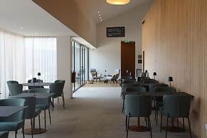 Hotel Mezio National Park