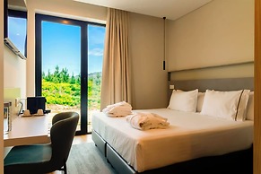 Hotel Mezio National Park