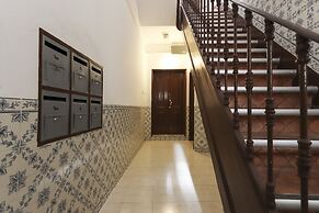 Typical Mouraria by Homing