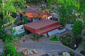 Hotel Termales La Montaña