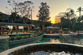 Hotel Termales La Montaña