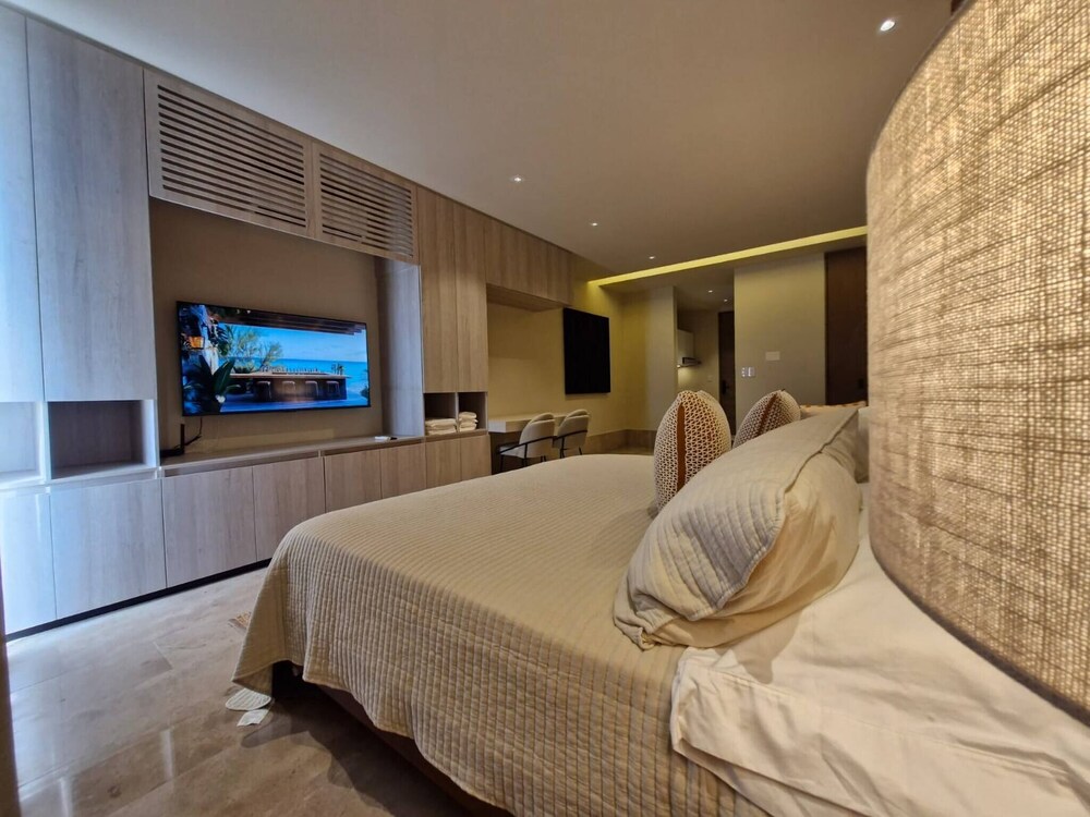 Beatiful Loft in Puerto Morelos Beach Front 9-4