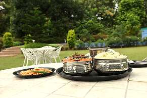 Aranya Resort & Suites By Shivaneel
