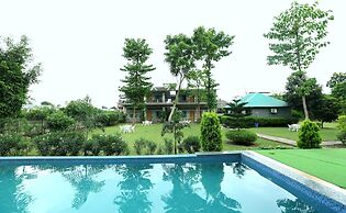 Aranya Resort & Suites By Shivaneel