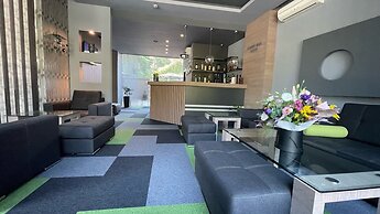 Expo Hotel