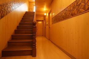 kashmir house
