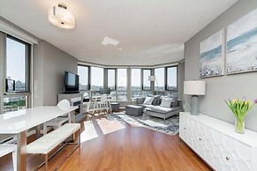 Convenient Downtown Flat