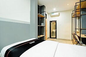 Collection O 94637 Teratai Residence