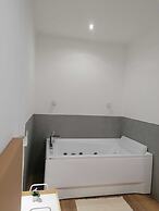 Dell'Ova 98 Rooms