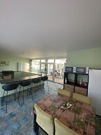 Atrium Garni