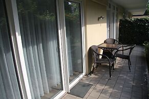 Atrium Garni
