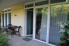 Atrium Garni
