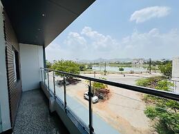 Bp Lake View
