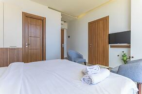 Gate 9 Tower -Studios & Apts Mar Mikhael