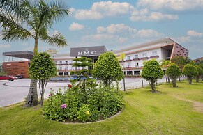 HOTEL MECHI CROWN