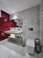 HOTEL MECHI CROWN
