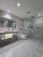 HOTEL MECHI CROWN