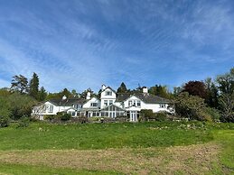 The Ryebeck Hotel