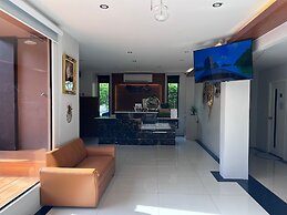 Westkey Kamala Hotel