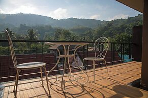 Westkey Kamala Hotel