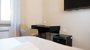 Suites 215 Colosseum - Guesthouse