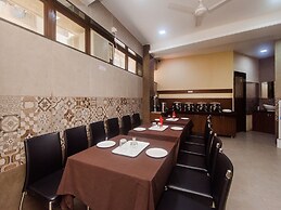 Hotel Laaiba Residency