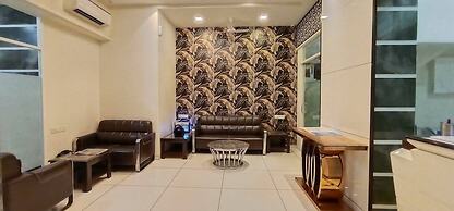 Hotel Laaiba Residency