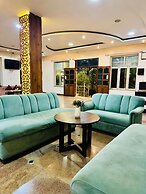 Sahani Hotel