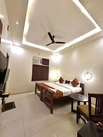 Sahani Hotel