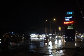 Front One Hotel Papua Lestari