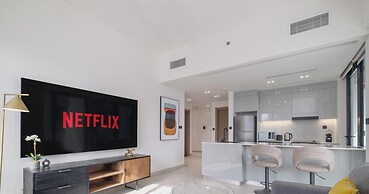 LUX The Modern Binghatti Canal Suite 3