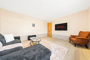 Modern 3Bed Home Next To Glasgow Airport
