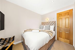 Modern 3Bed Home Next To Glasgow Airport