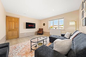 Modern 3Bed Home Next To Glasgow Airport
