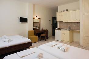 Konstantinos Hotel & Apartments I