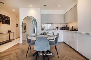 Manzil-2BR with full Burj Khalifa View