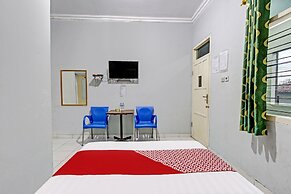OYO 92287 Hotel Aji Mantoro