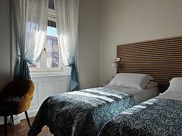 Bed & Chic art rooms