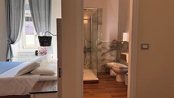 Bed & Chic art rooms