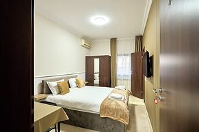 Therme Airport Resort