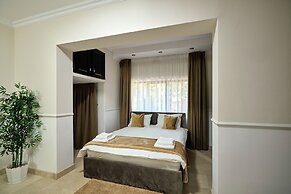 Therme Airport Resort