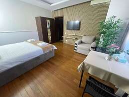 Therme Airport Resort