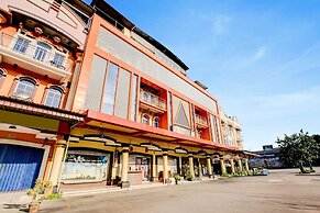 Dancenter S Hotel