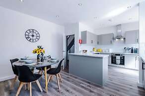 127 Minshull New Road
