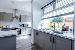 127 Minshull New Road