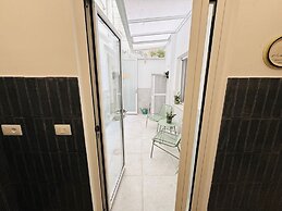 Bari Central Station-Vimini Like a Local