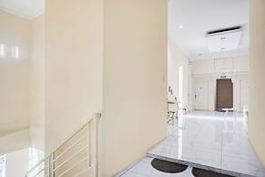 Dancenter Ralica Residence