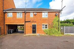 11 Salisbury Close