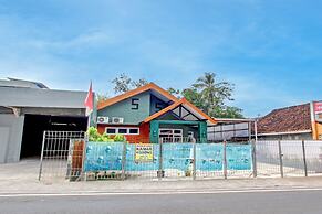 Hotel O Green House