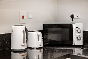 Stylish 1BR Apartment at Meera Tower